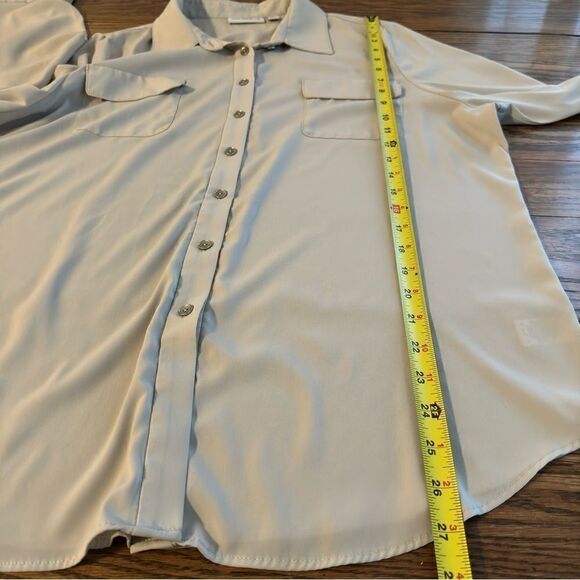 Susan Graver Stretch Woven Button Front Roll Tab Long Sleeve Shirt Bone Size 12 - Picture 5 of 5